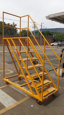 Escaleras Tipo Avión - WCP Ingeniería